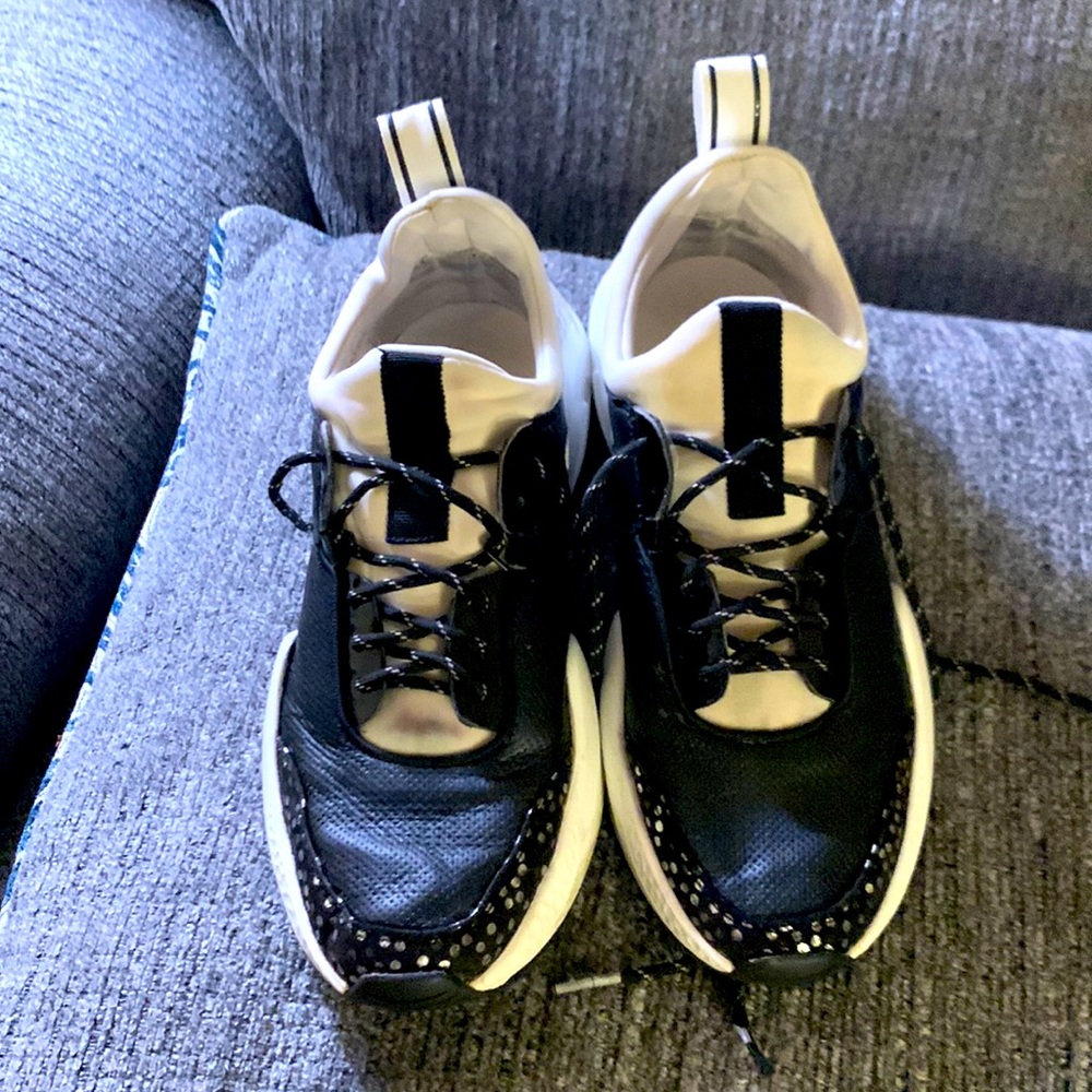 Sneaker